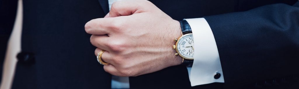 Signature Aviation Luton London
No matter what your transportation needs might be, from one-person to extended groups and corporate events, car service London has a fleet of luxury Mercedes cars and Vans ready to take care of you. Signature Aviation Luton chauffeur